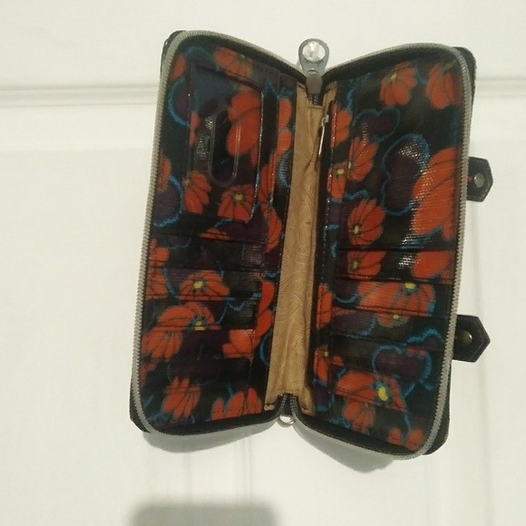 Wallet - Picture 2 of 2